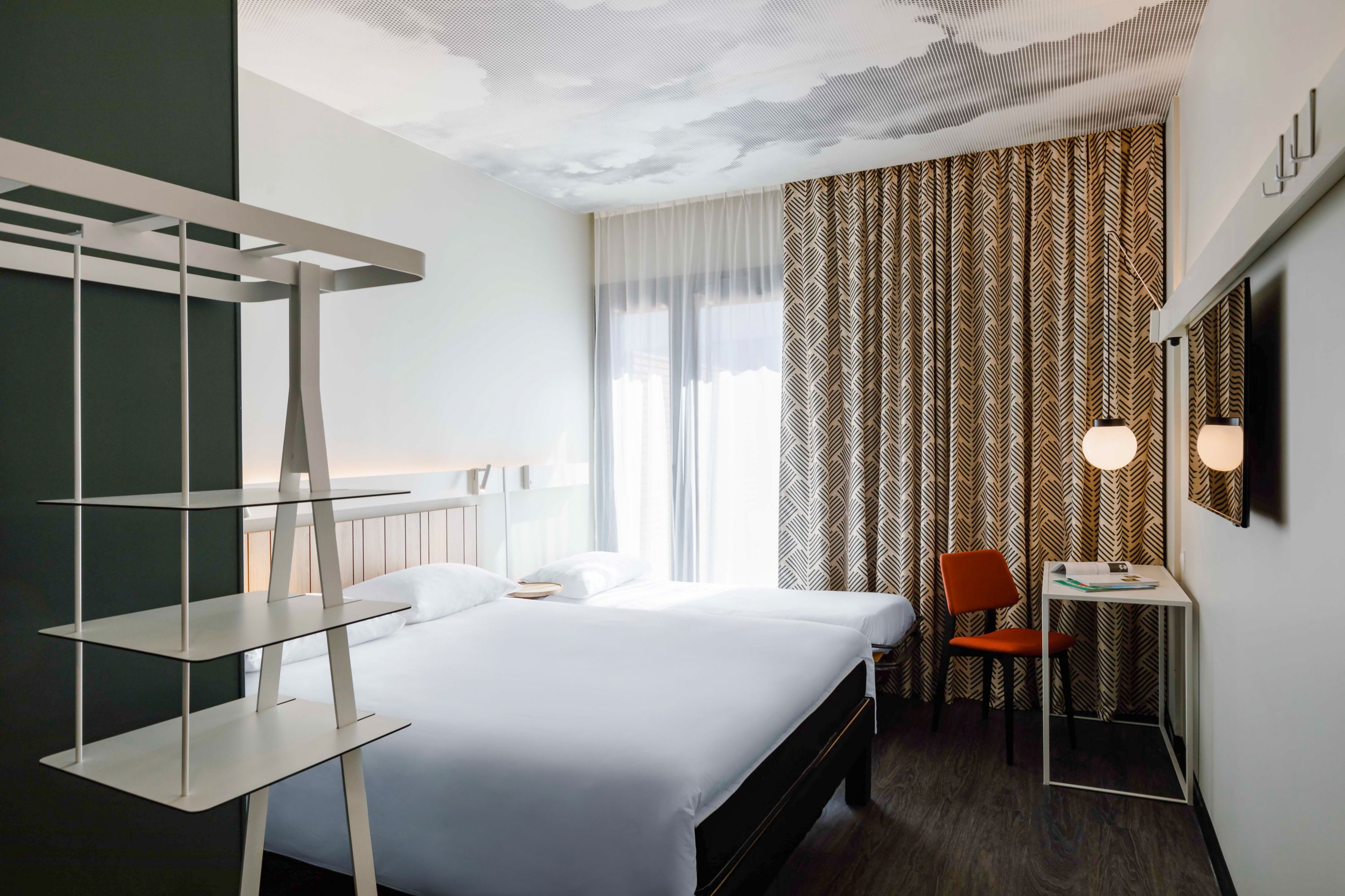 ibis Lyon Meyzieu - Jonage - France