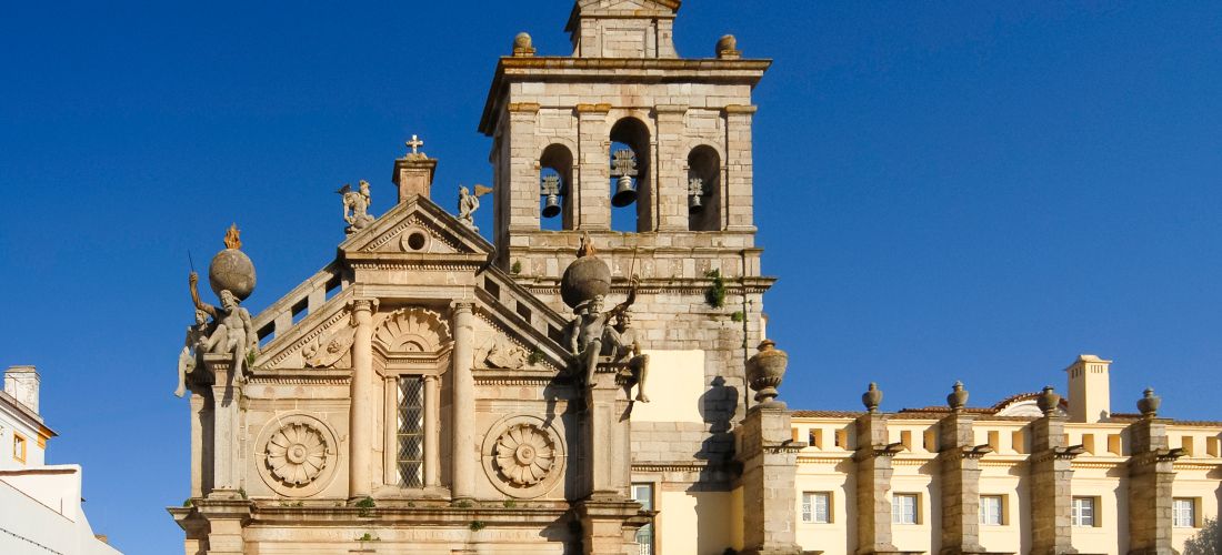 Destination Evora - Portugal