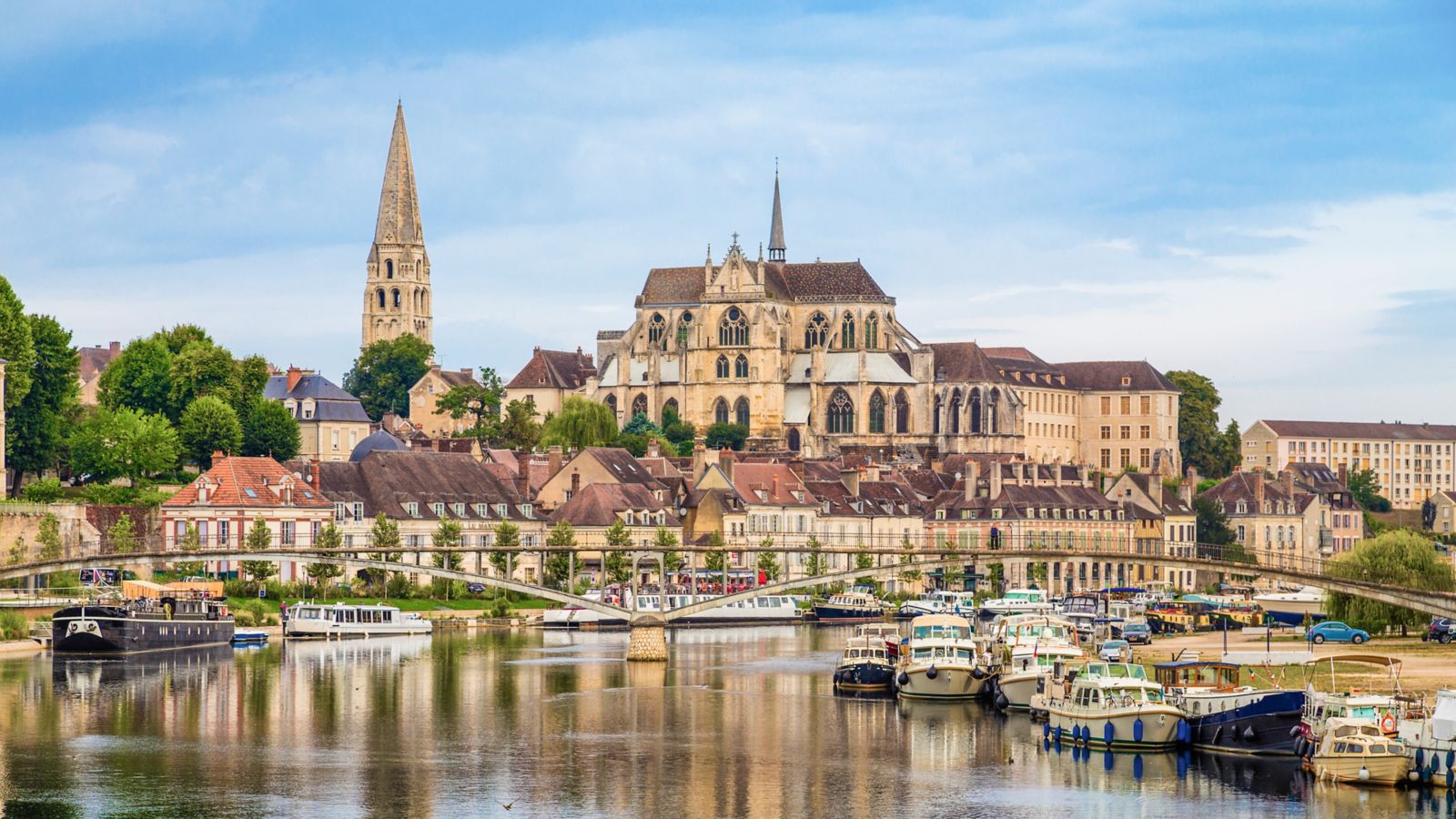 Destination Auxerre - France
