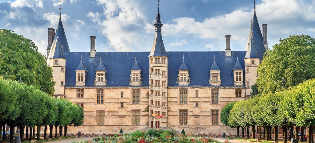 Destination Nevers - France