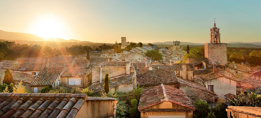 Destination Cucuron - France