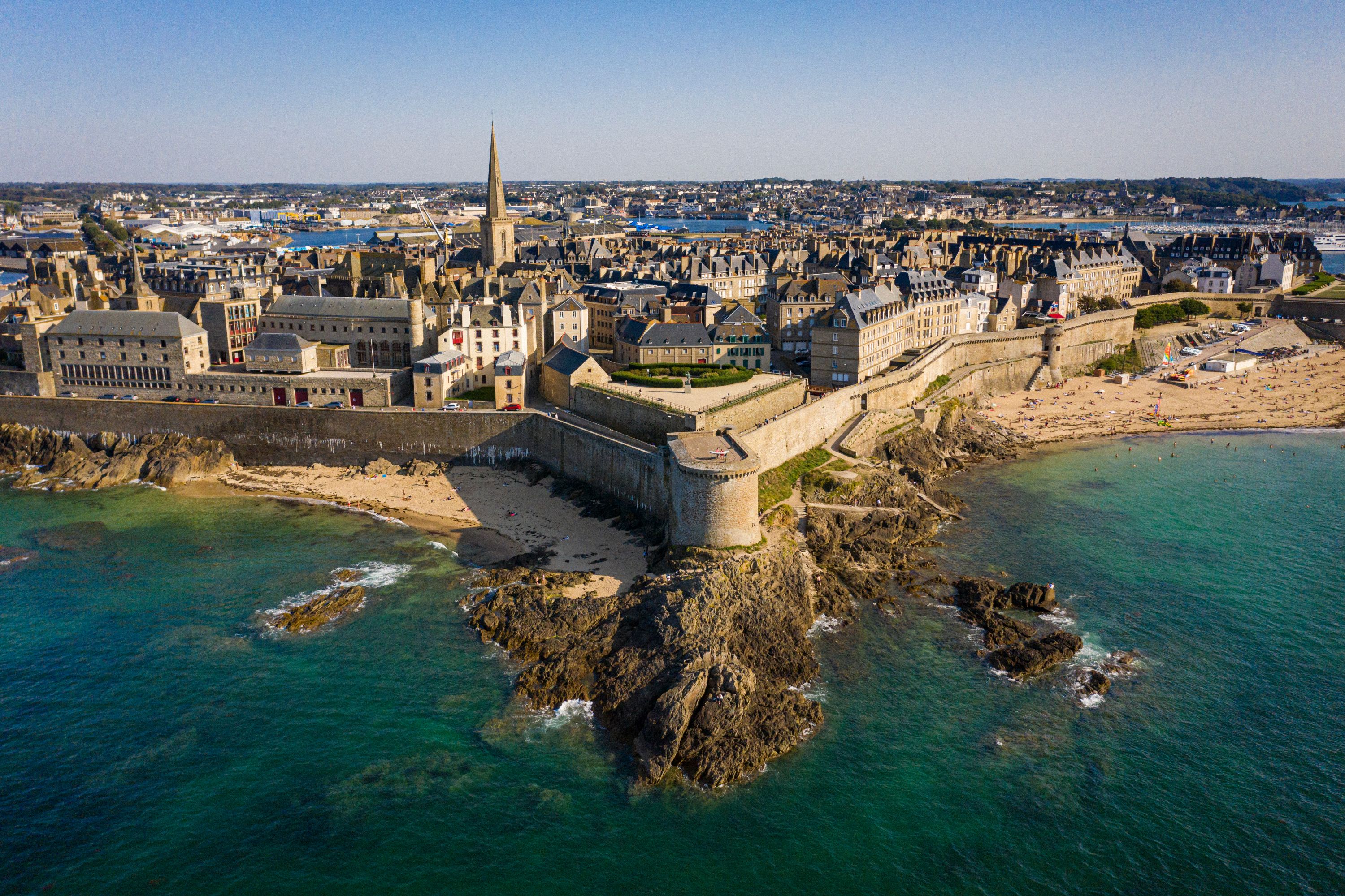 Destination Saint Malo - France