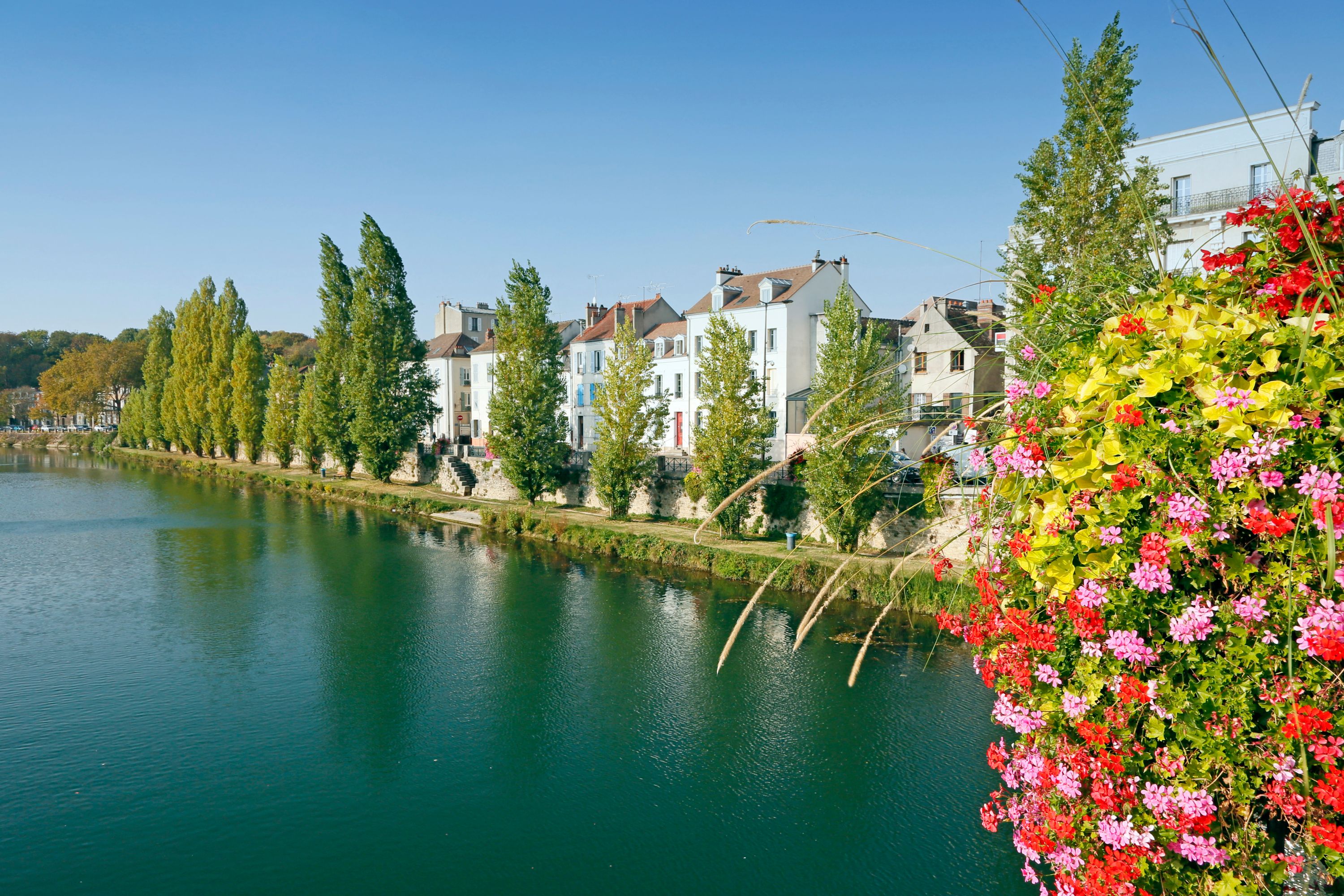 Destination Saint Pierre Du Perray - France