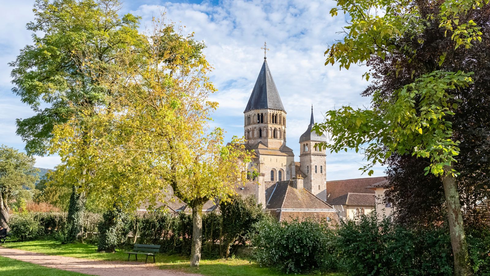 Destination Cluny - France