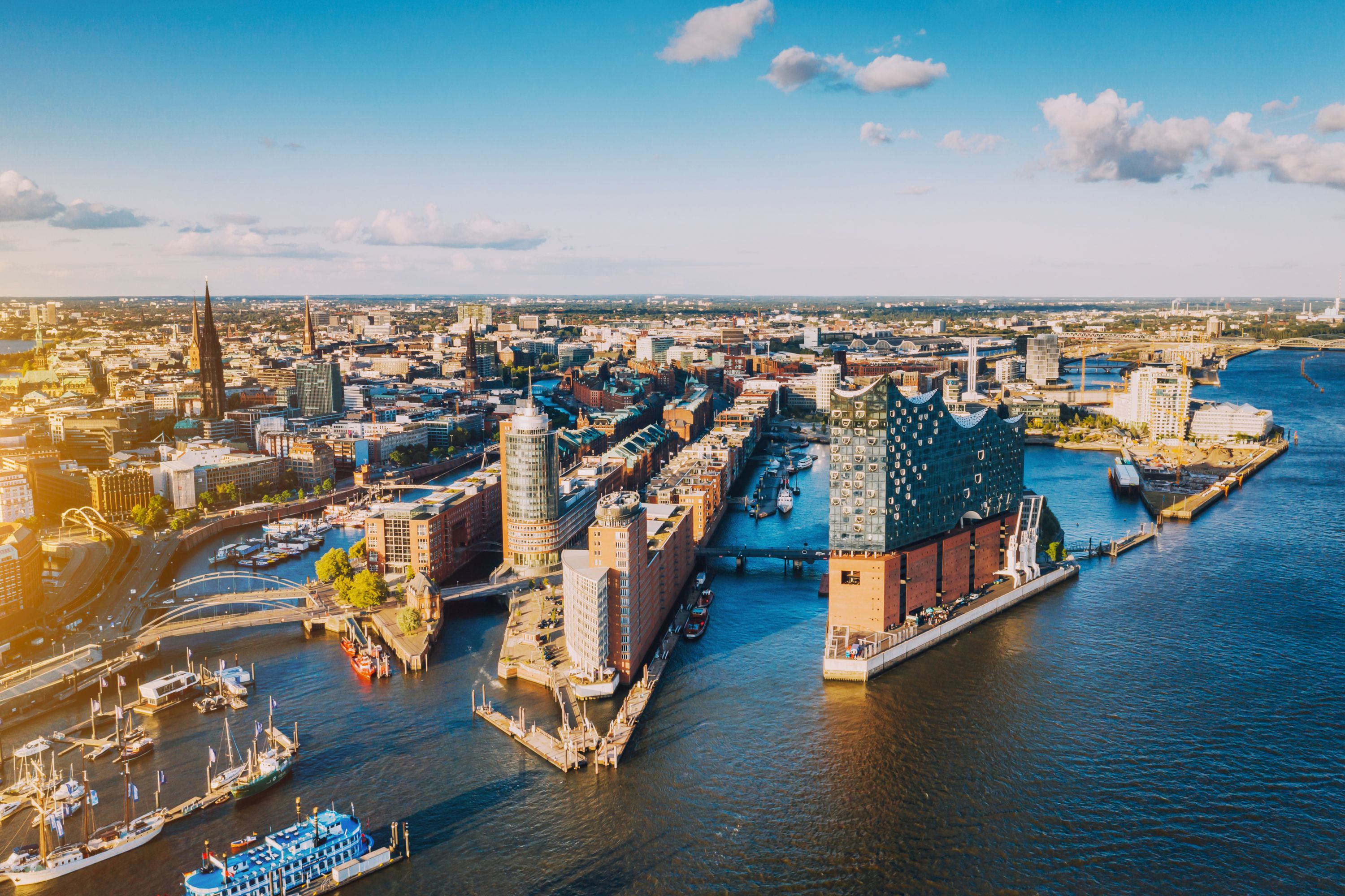 Destination Hamburg 1167527477 - Germany