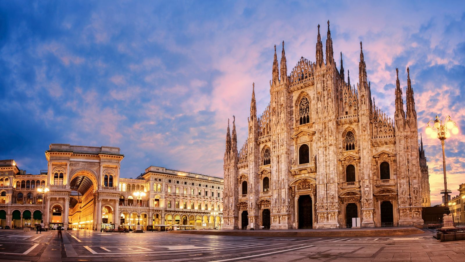 Destination Milan 1059724614 - Italy