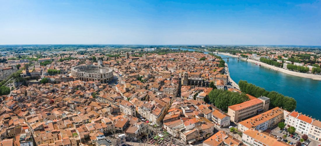 Destination Arles 1173357643 - France