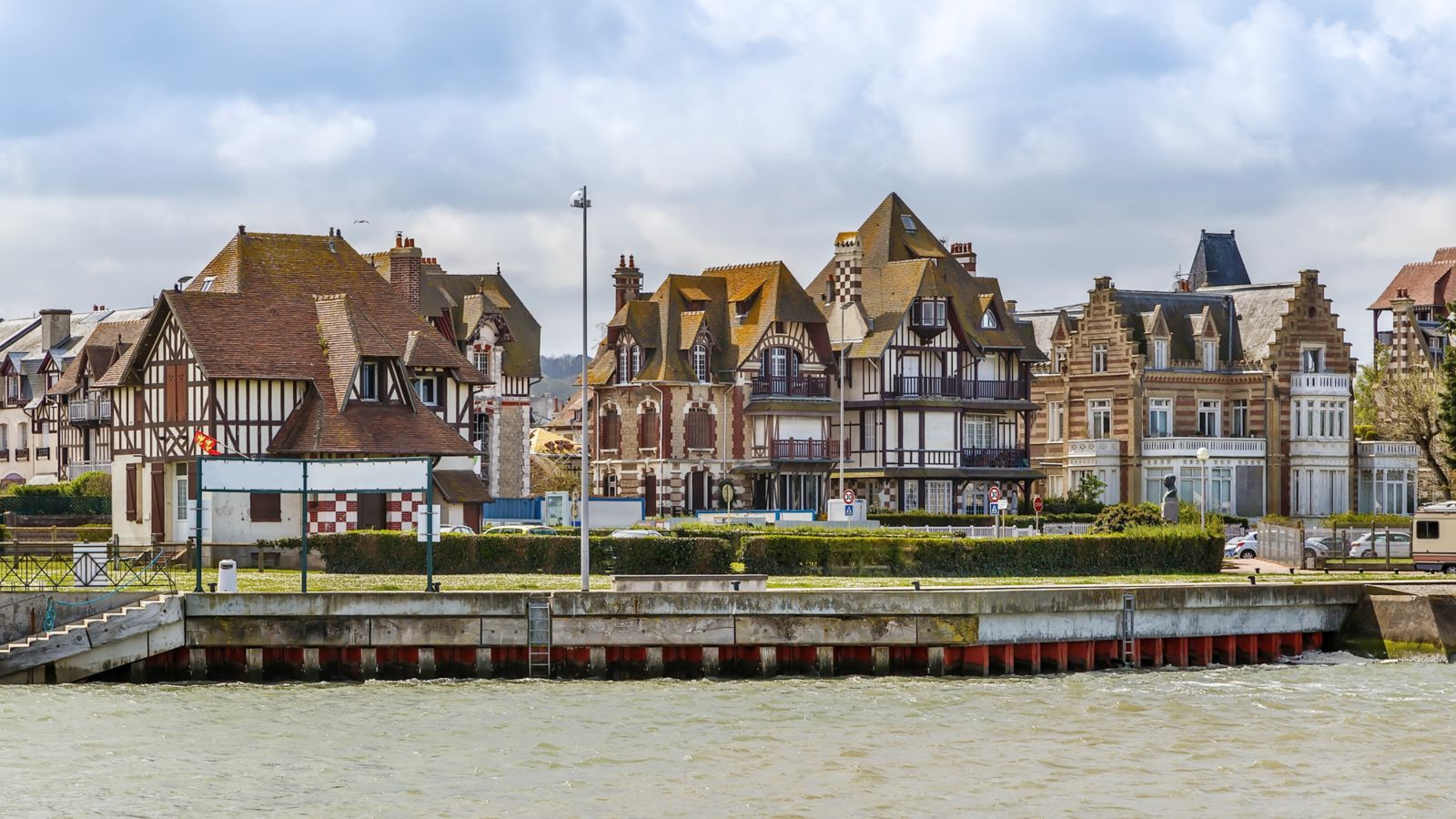 Destination Deauville 975963744 - France
