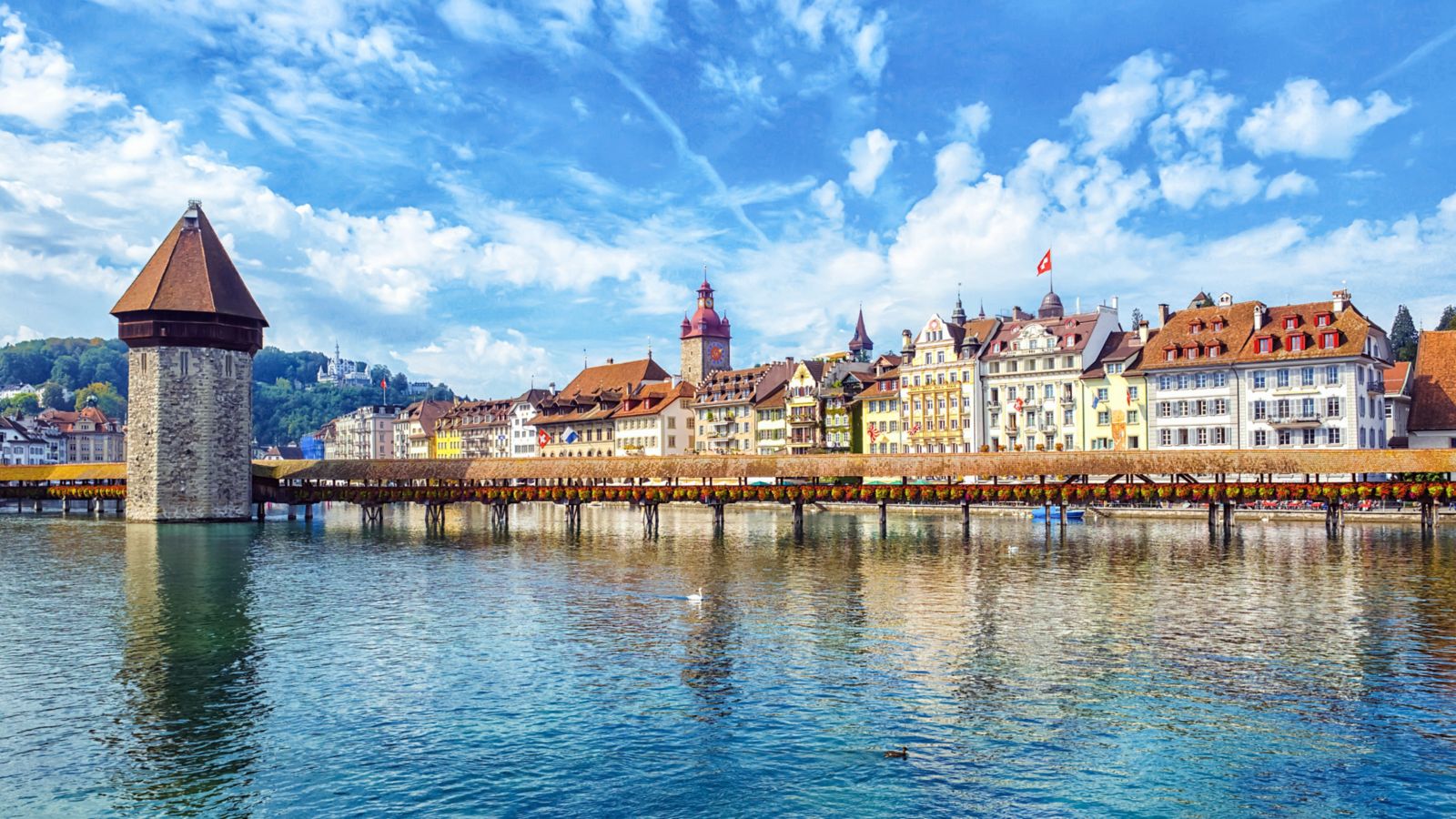 Destination Luzern 512330394 - Switzerland