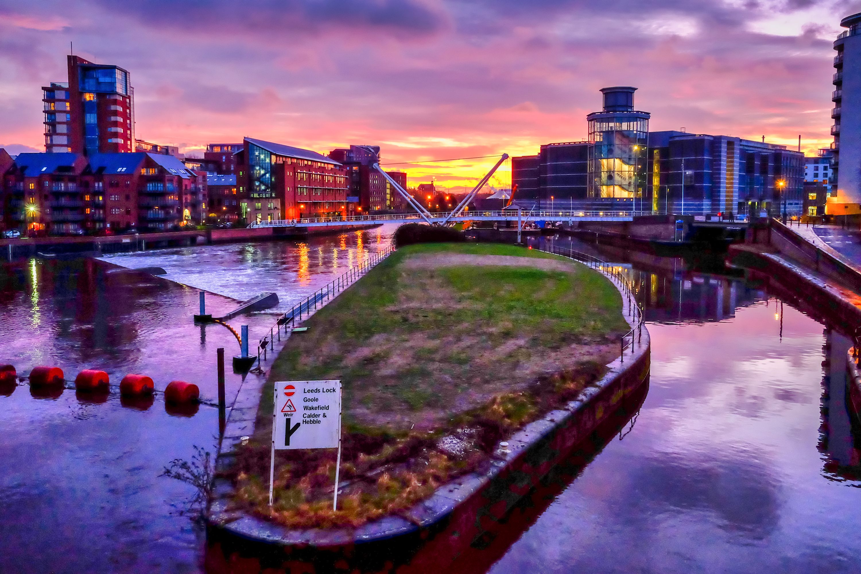 Destination Leeds 1292243630 - United Kingdom