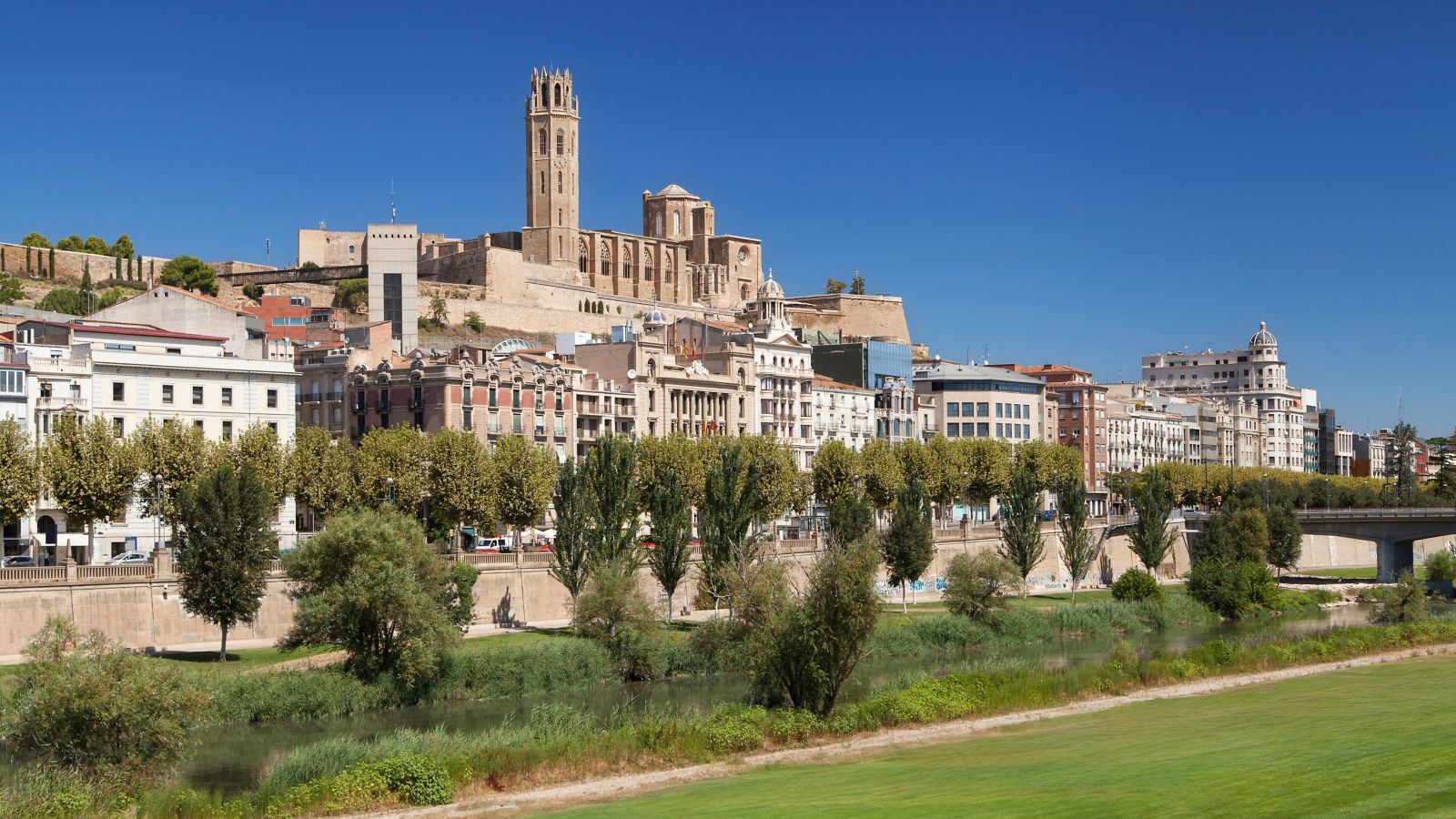 Destination Lleida - Spain