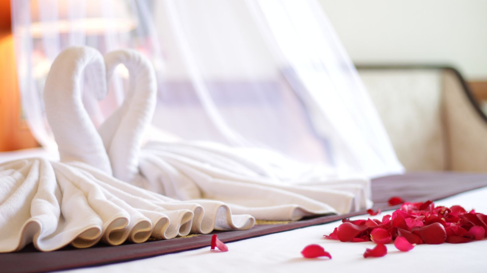 lua de mel, destinos românticos, destinos para viagem em casa