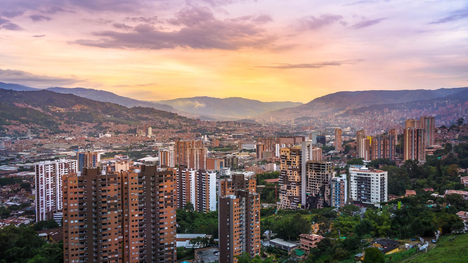 ciudad de la eterna primavera