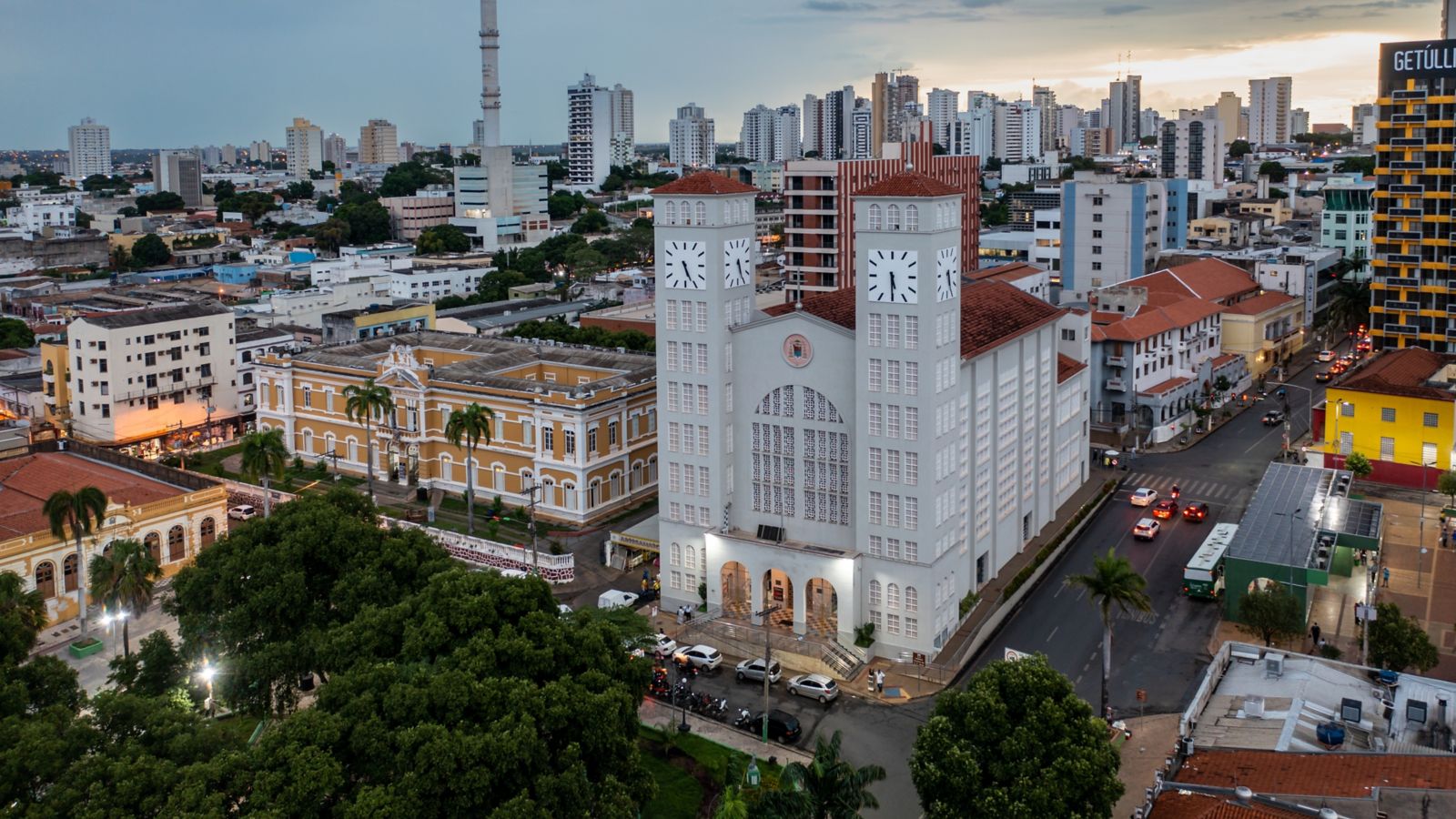 lugares para sair a noite em cuiaba;  o que fazer em cuiaba a noite;