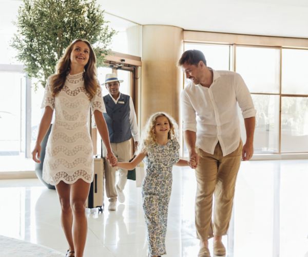 https://m.ahstatic.com/is/image/accorhotels/aja_p_6326-09:1by1