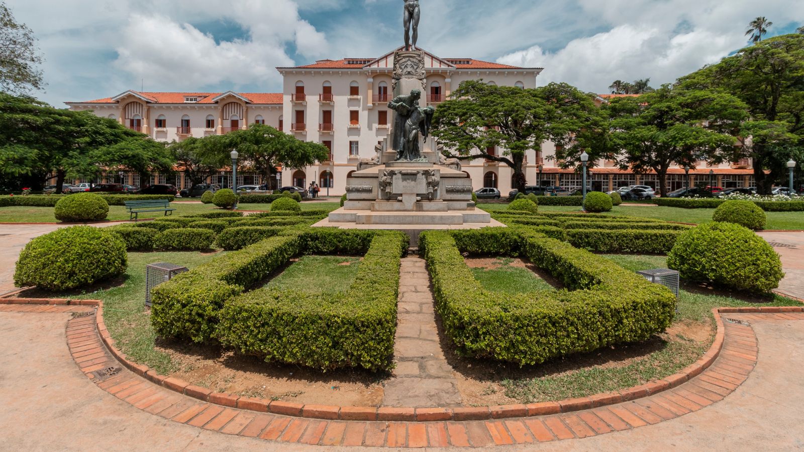 o que fazer em pocos de caldas