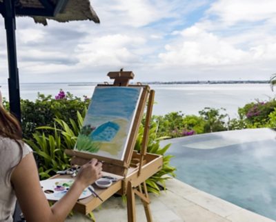 Translate your impressions of Jimbaran Bay into colour and canvas with local artist Pak Sukanta, and take home a lasting reminder of your time with us.