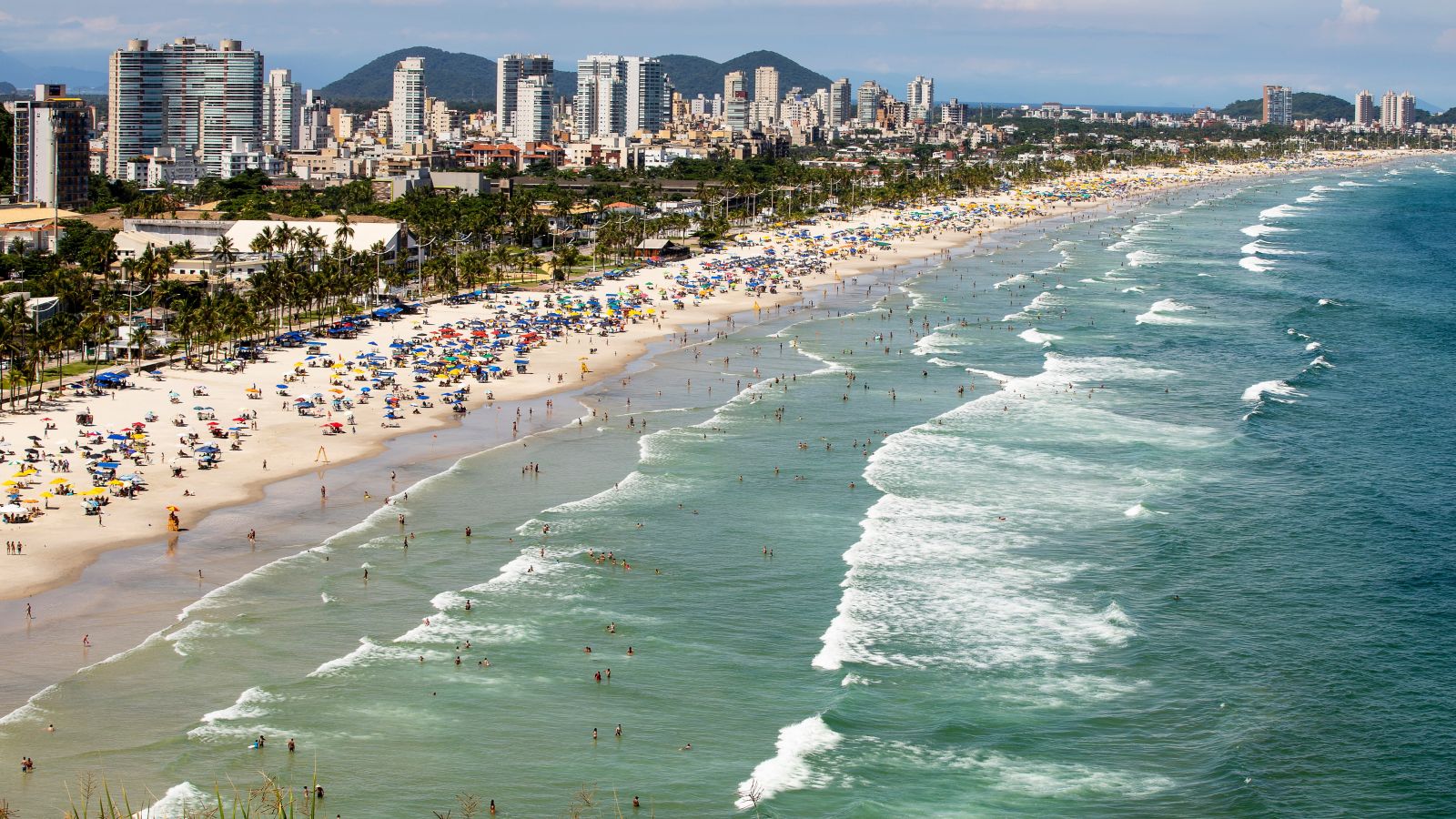 Praia de Pernambuco, Guarujá, Praia em Guarujá