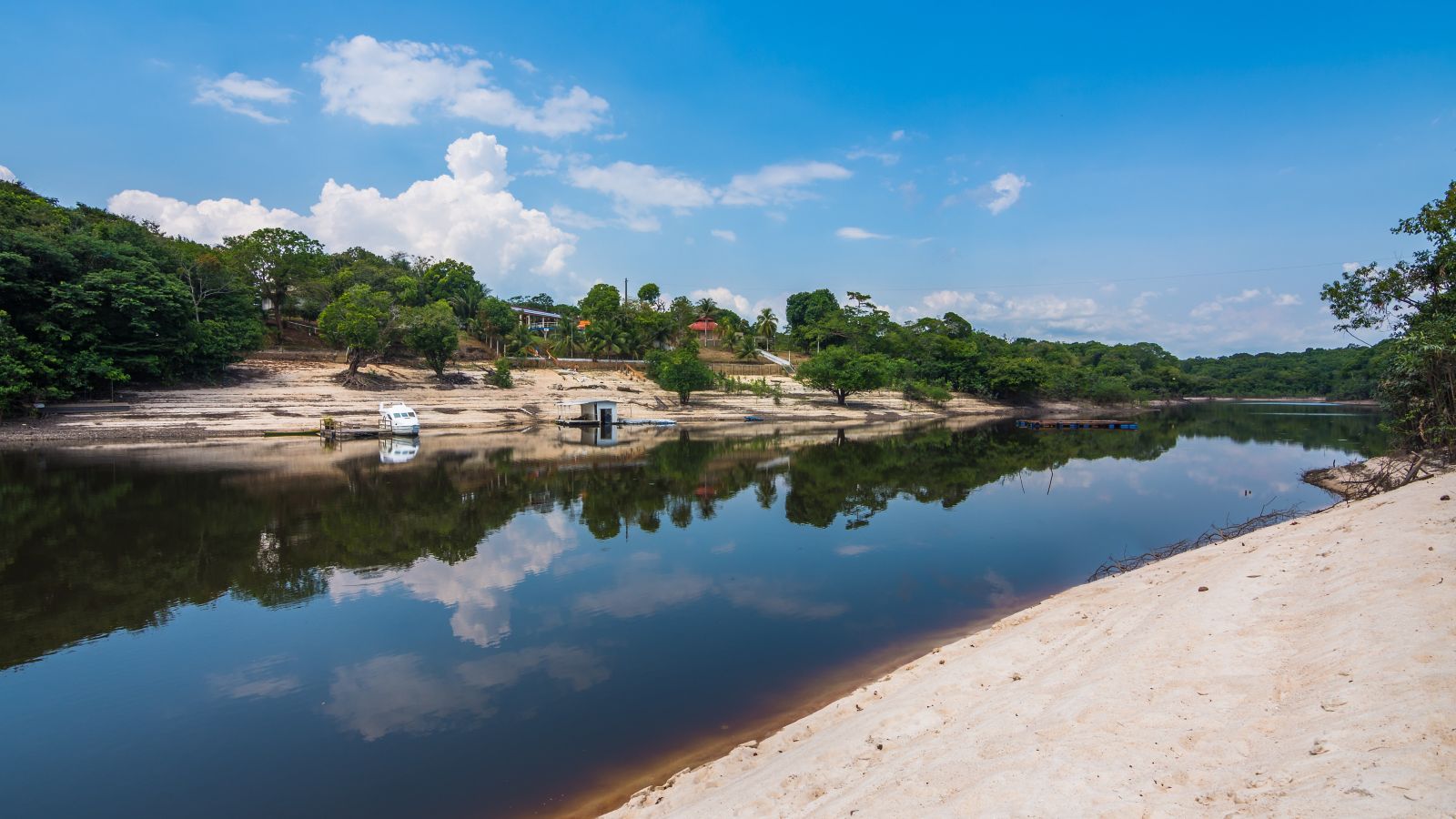 Praias de manaus: conheça esses paraísos de água doce 